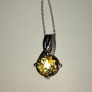 Necklace, Pendant, CITRINE Large, elegant, in 925 silver setting with 14" chain